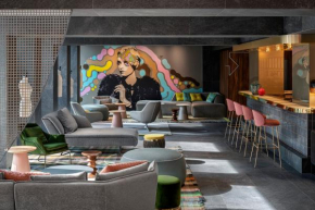  Hyatt Centric Milan Centrale  Милан